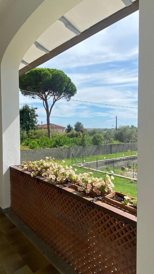 Villa Flora Affittacamere Luni Exterior photo